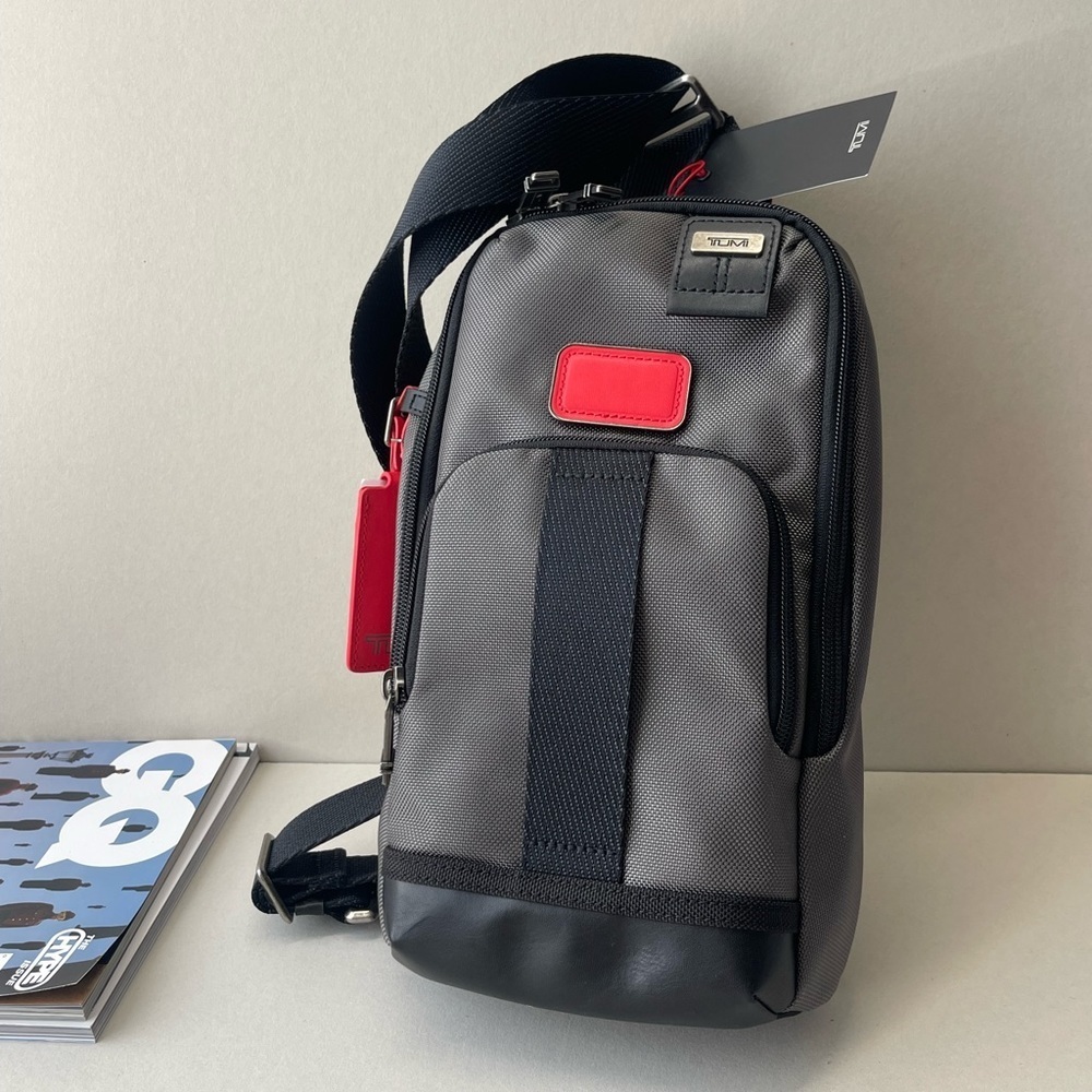 (new+tag) Tumi Fife men’s sling pack black - Picture 17 of 17